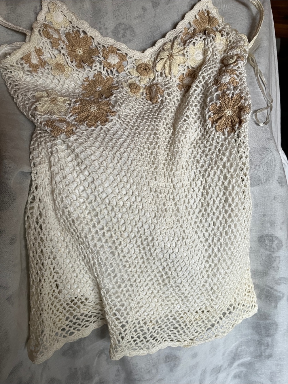 INC International Concepts Ivory Crochet Camisole with Tan Floral 17”PTP - Picture 7 of 7